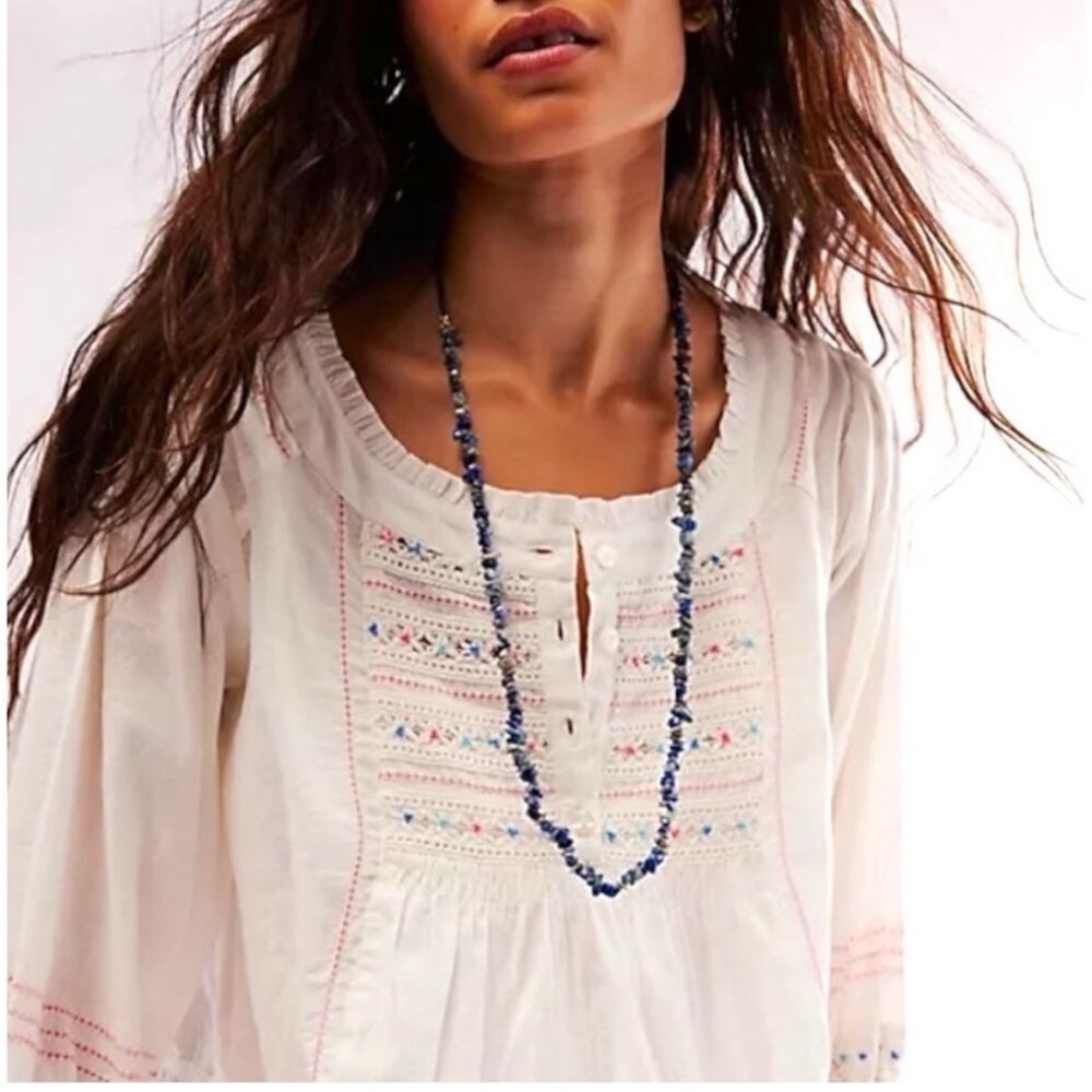 Free People Bohemian Single Strand Crystal Chip Beaded Necklace Lapis Blue NWT